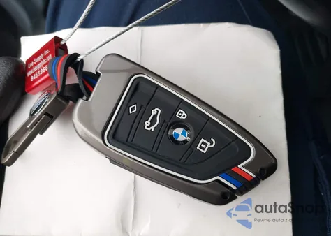 2022 BMW X2 xDrive28I z USA, uszkodzony, nr VIN WBXYJ1C03N5T68624